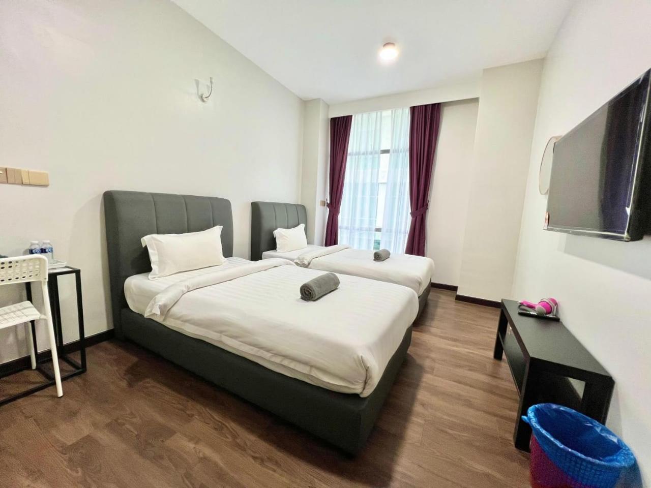 New Margo Hotel Kk Кота Кинабалу Екстериор снимка